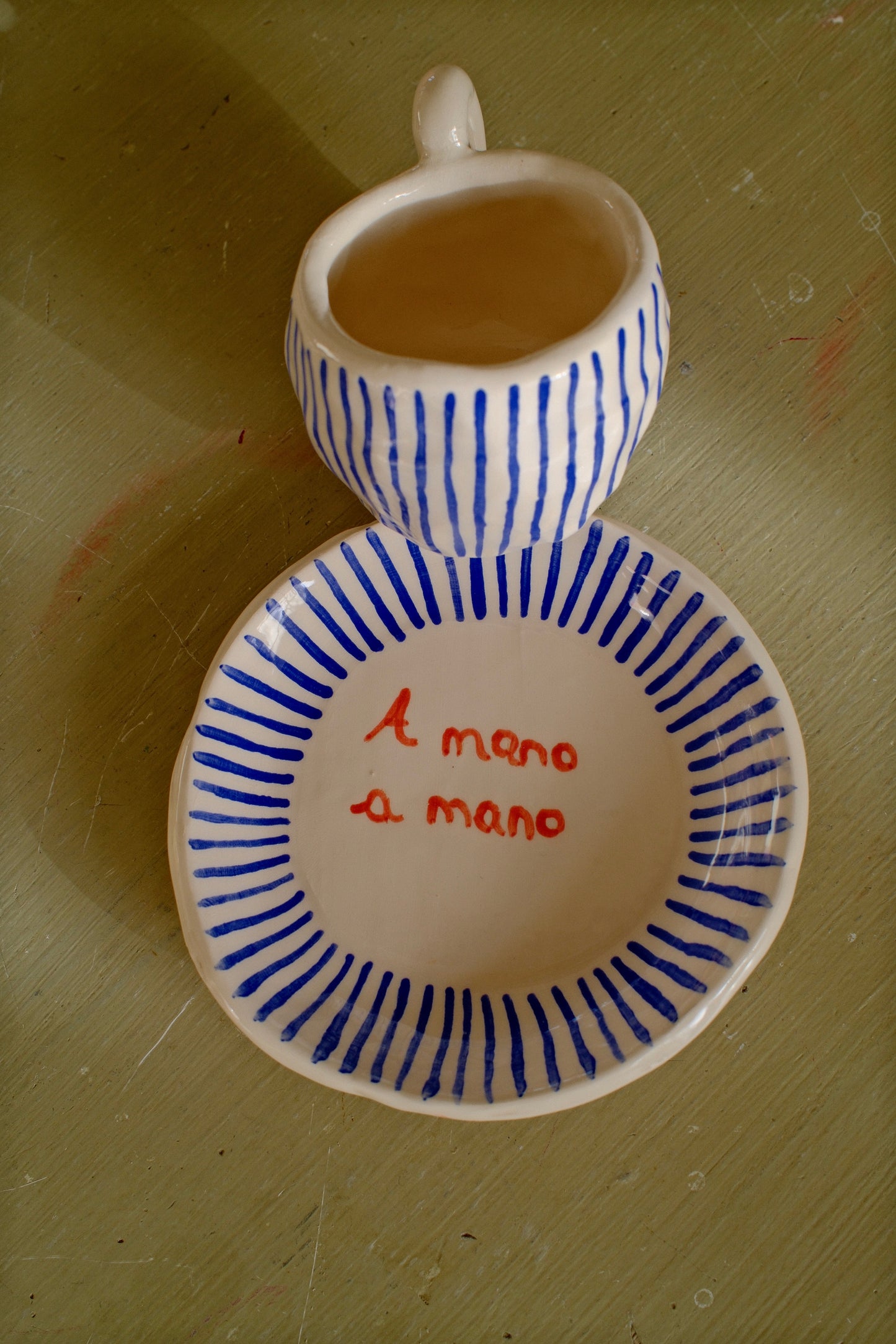Tazzina da caffè + piattino 
[A MANO A MANO]