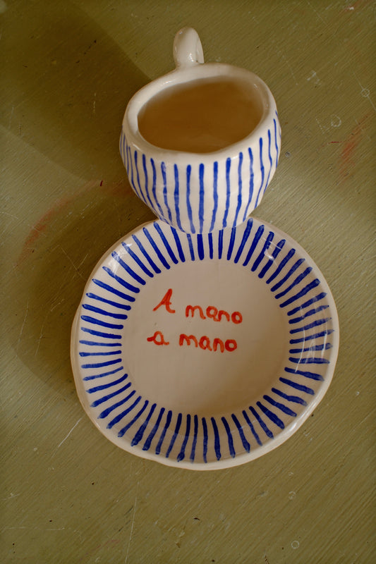 Tazzina da caffè + piattino 
[A MANO A MANO]