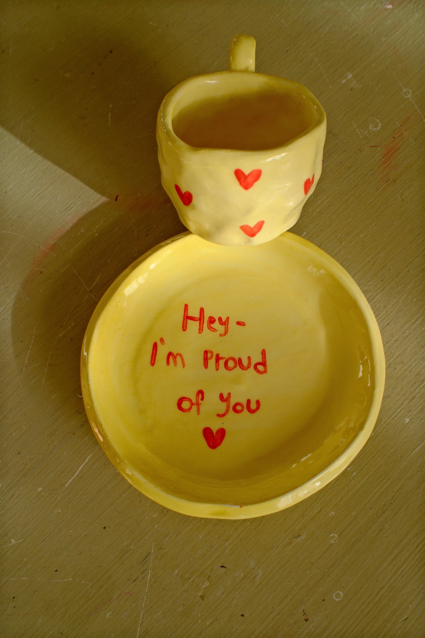 Tazzina da caffè + piattino 
[HEY- I’M PROUD OF YOU]